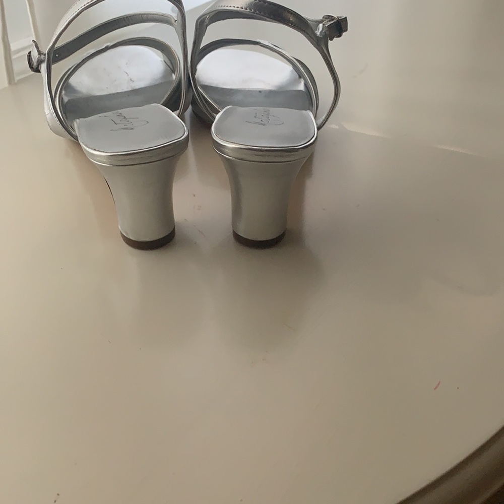 Silver sandals - Picture 4 of 4